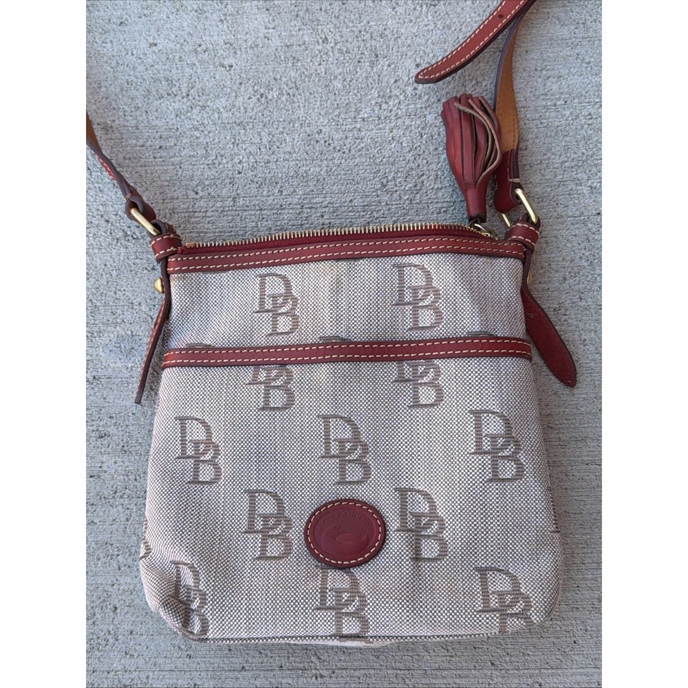 Dooney & Bourke Signature Jacquard Leather Crossbody Bag Brown Brass Hardware - Picture 2 of 5